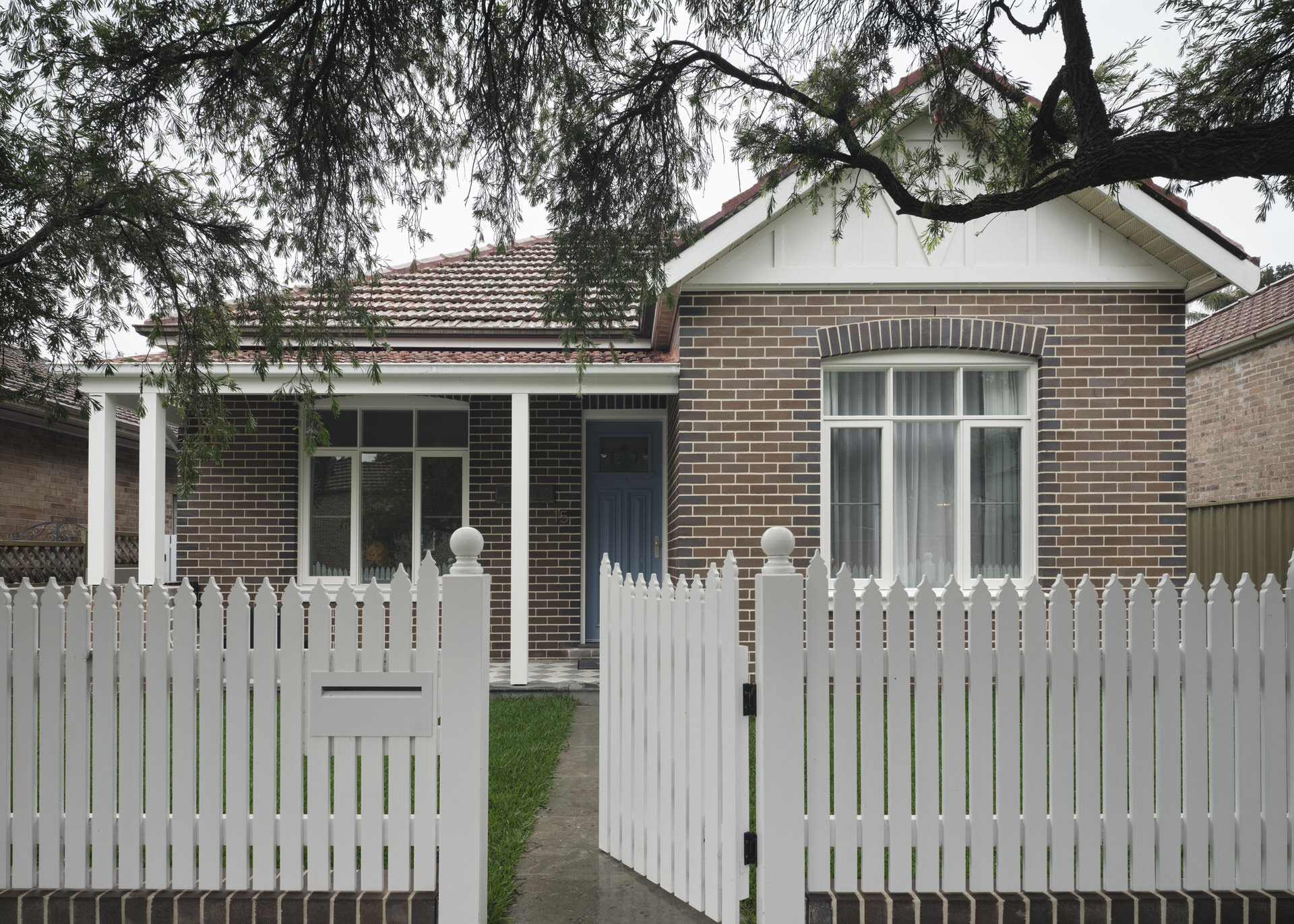 Wallis St, Woolhara